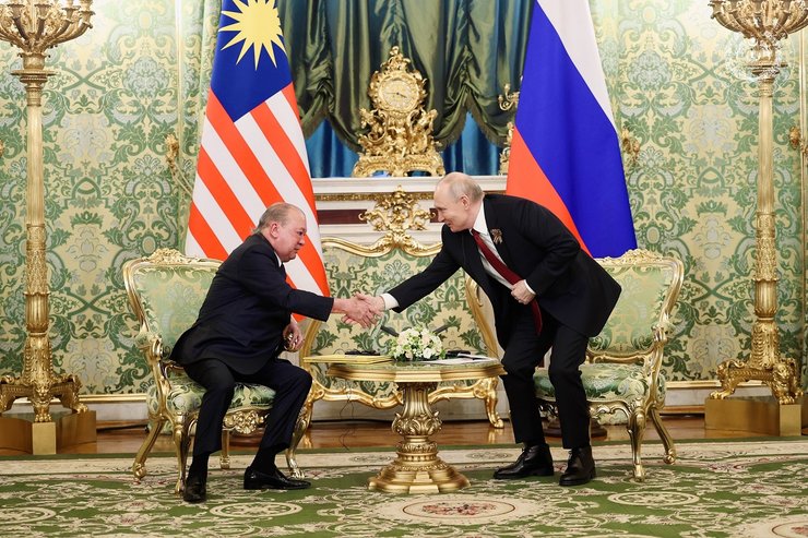 король малайзии ибрагим исмаил путин