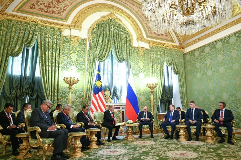 pojavilos-video-so-vstrechi-putina-i-sultana-ibragima-v-kremle-a03006d.jpg