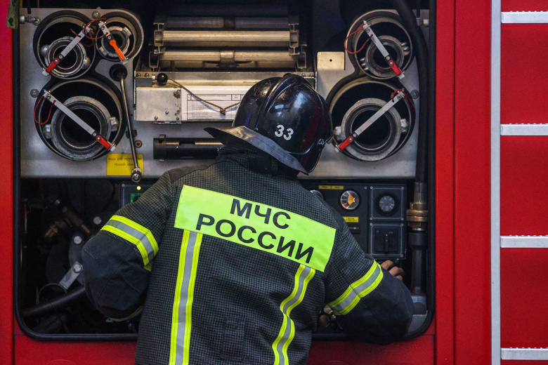 pozharnye-spasli-muzhchinu-iz-ognennogo-ada-v-moskve-97a3b84.jpg