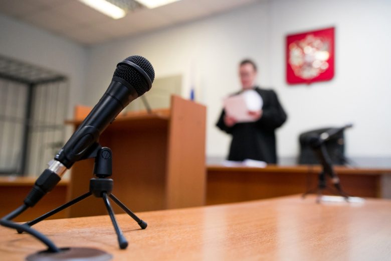 rossijanku-nakazali-za-naklejku-syna-na-ee-mashine-4ed2b5f.jpg